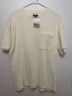 Forever 21 Men's Ribbed Cream Short Sleeve Pocket Tee